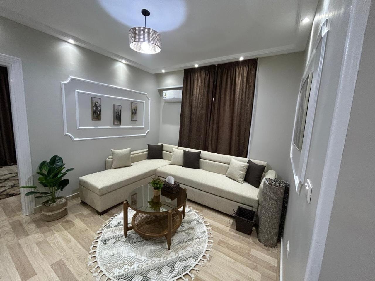 Skyline Luxury Suites 5 Mins From Cairo Airport Ngoại thất bức ảnh